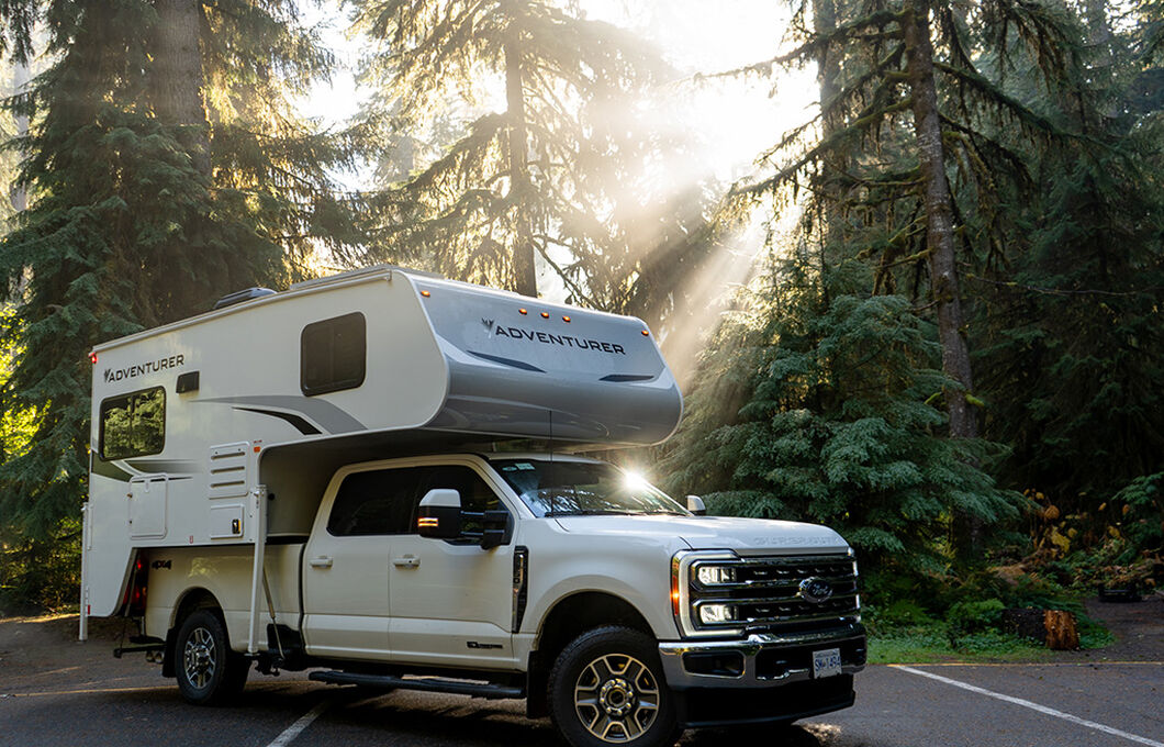 Truck Camper Slide Dinette, , hi-res image number 2